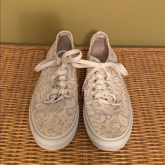 Vans Shoes - Lacey Paisley Vans White and Blue Pattern Size 8.5